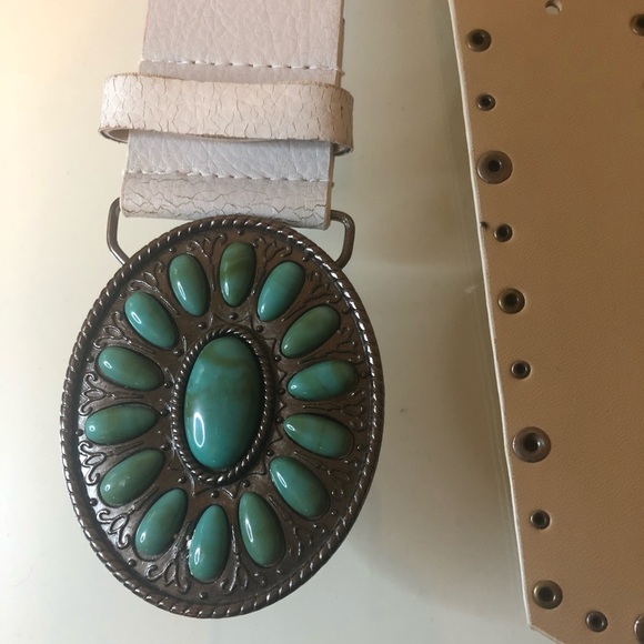 Belt - Picture 2 of 3